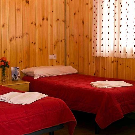 Camping Valle De Tena Sabiñánigo المظهر الخارجي الصورة