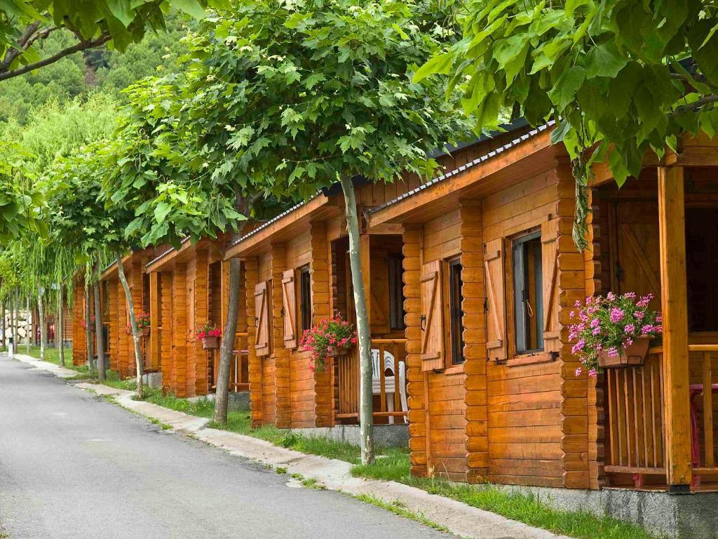 Camping Valle De Tena Sabiñánigo الغرفة الصورة