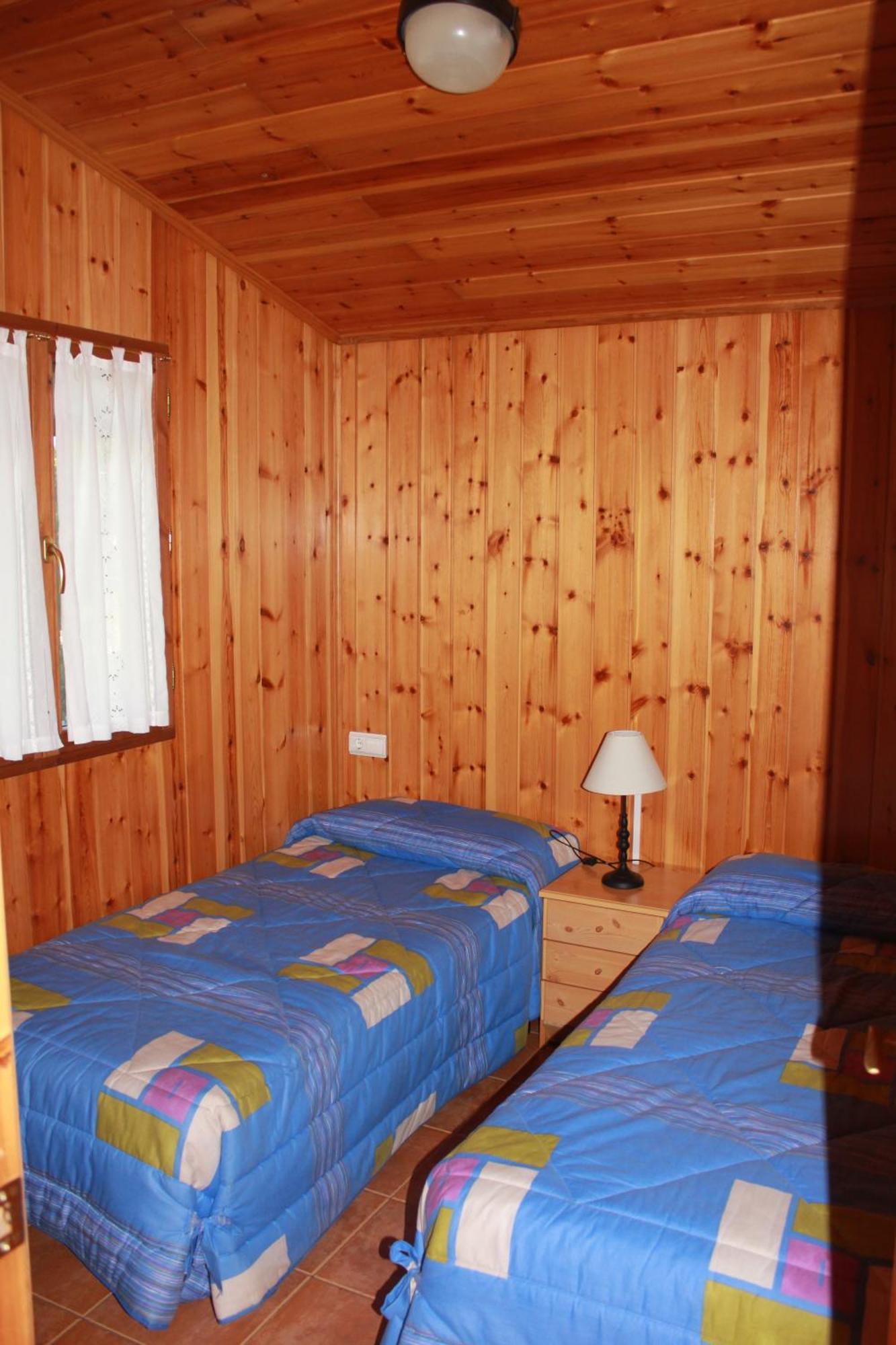 Camping Valle De Tena Sabiñánigo المظهر الخارجي الصورة